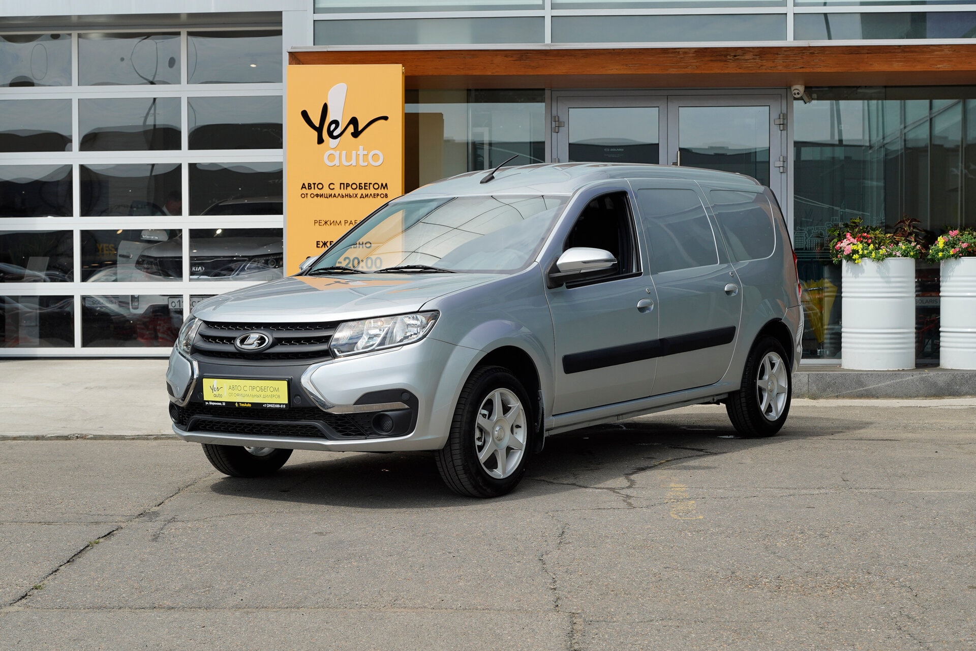 Lada (ВАЗ) Largus 2021 — фото автомобиля