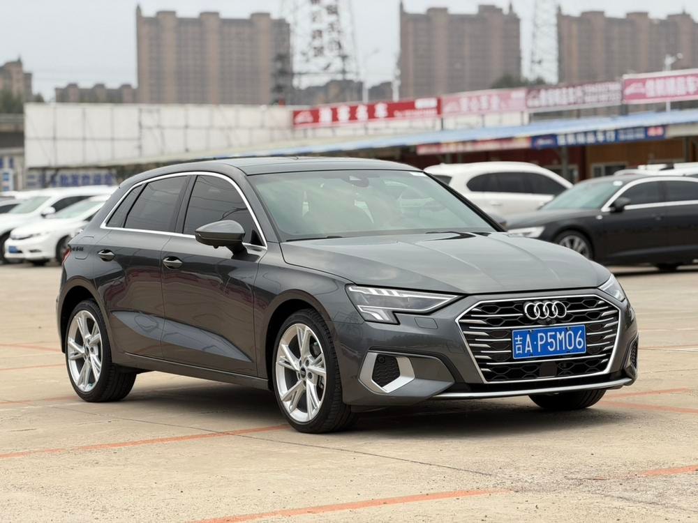 Audi A3 2023 — фото автомобиля 1