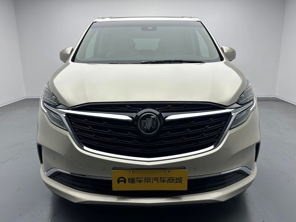 Buick GL8 2020 — фото автомобиля 1