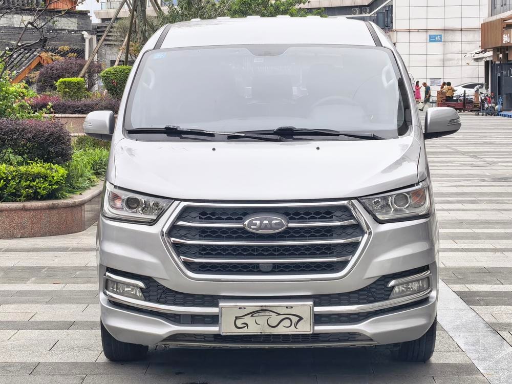 JAC Refine Refine M4 2019 — фото автомобиля 1