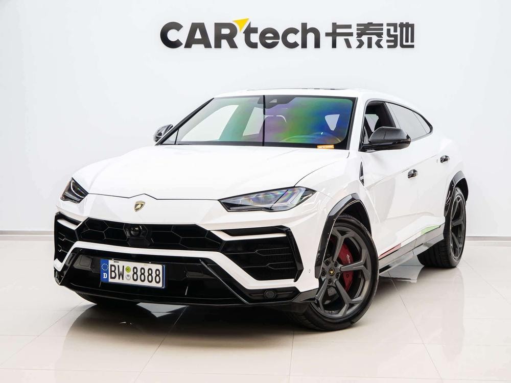 Lamborghini Urus 2018 — фото автомобиля 1