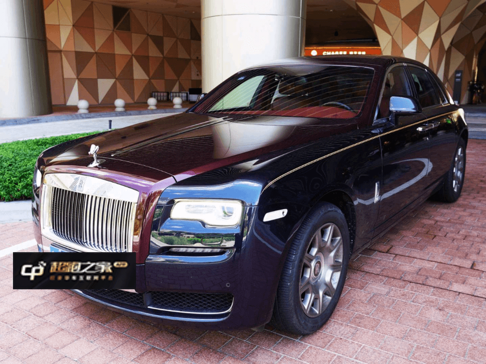 Rolls-Royce Ghost 2018 — фото автомобиля 1