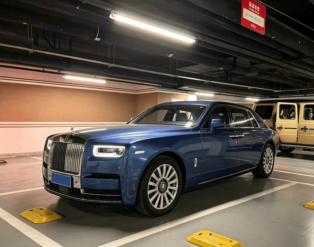 Rolls-Royce Phantom 2018 — фото автомобиля 1