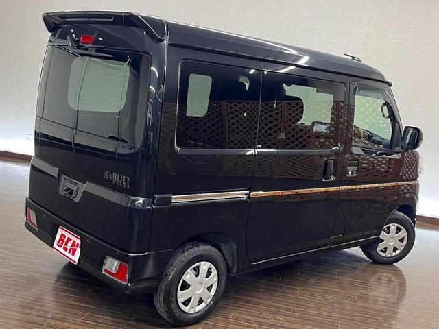 Миниатюра 19