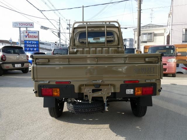 Миниатюра 19