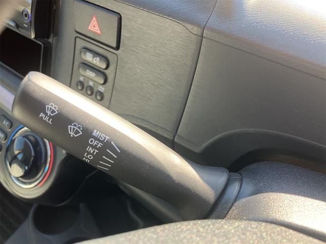 Toyota AQUA 2013 — фото автомобиля 1