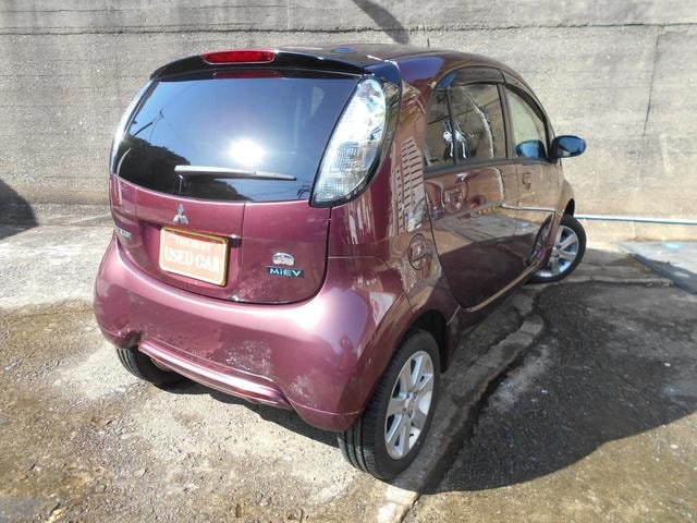 Mitsubishi I-MIEV 2010 — фото автомобиля 1