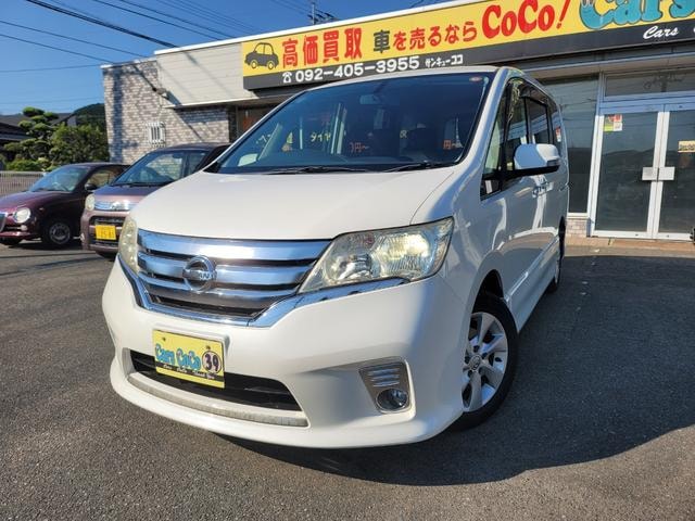 Nissan SERENA 2011 — фото автомобиля 1