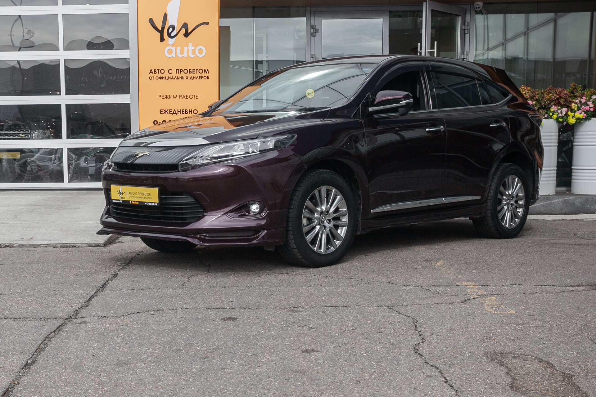 Toyota Harrier 2014 — фото автомобиля