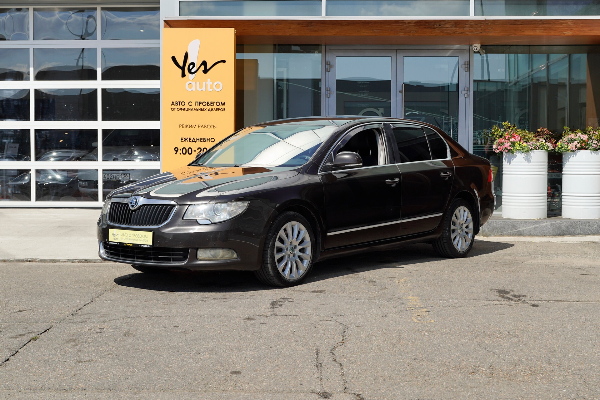 Skoda Superb 2012 — фото автомобиля