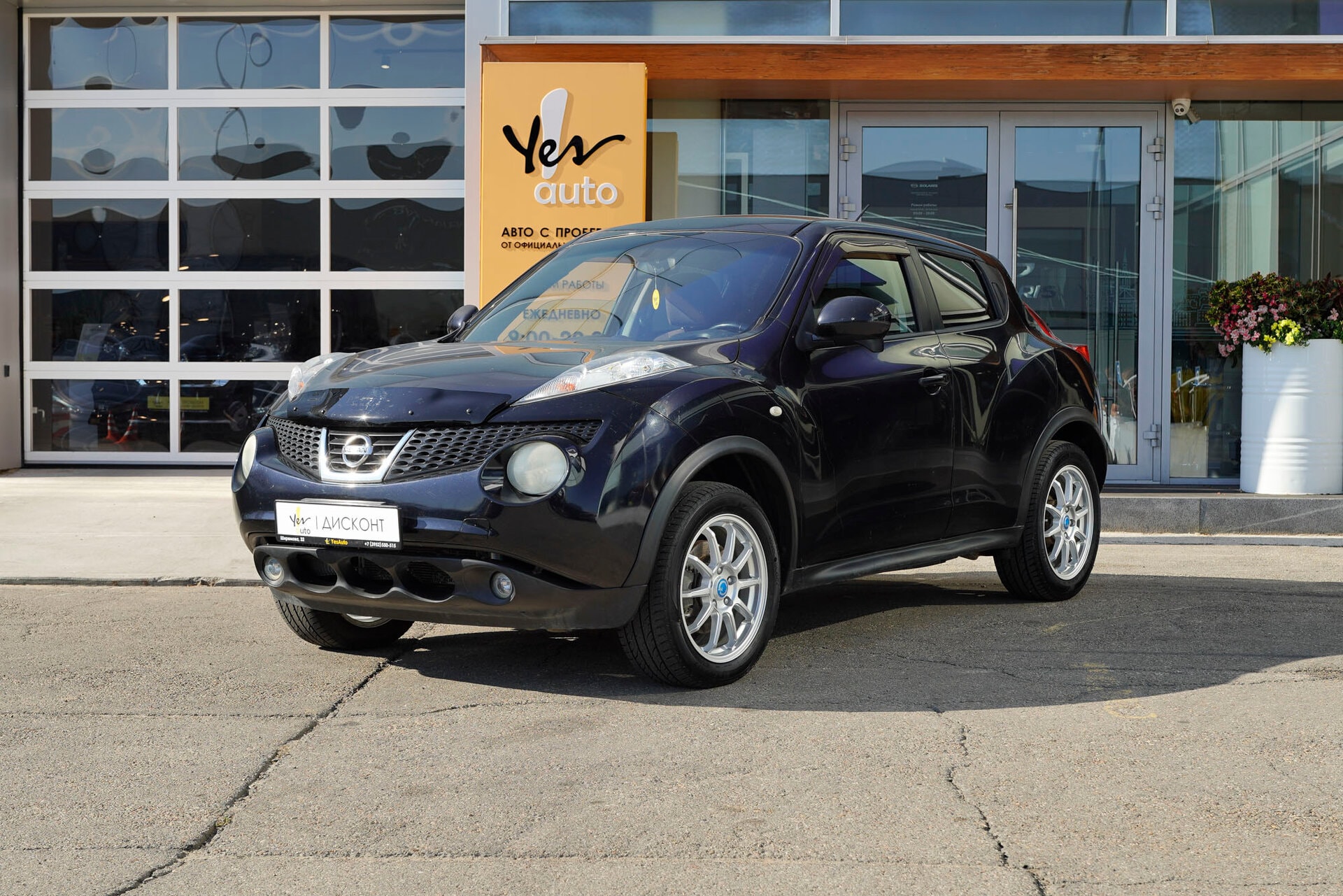 Nissan Juke 2011 — фото автомобиля