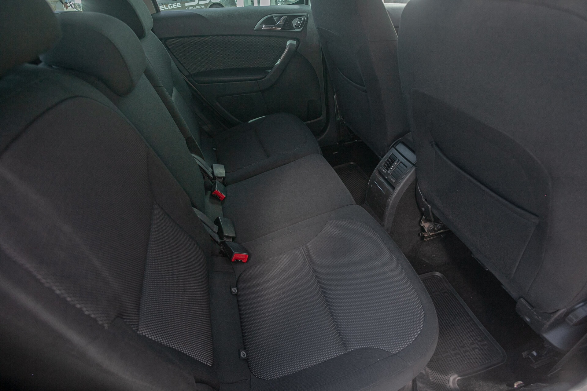 Skoda Yeti 2012 — фото автомобиля 1