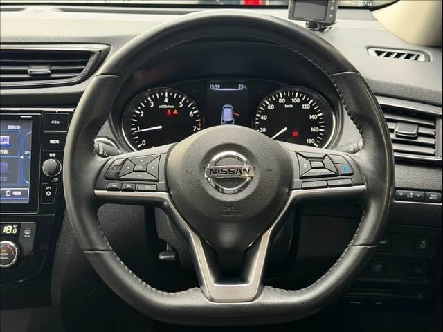 Nissan X-TRAIL 2020 — фото автомобиля 1