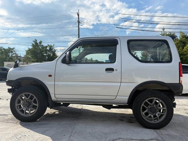 Suzuki JIMNY 2002 — фото автомобиля 1