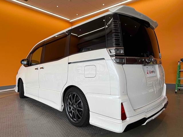 Миниатюра 17