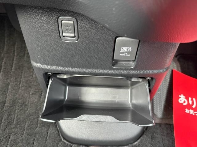 Honda N-BOX CUSTOM 2019 — фото автомобиля 1