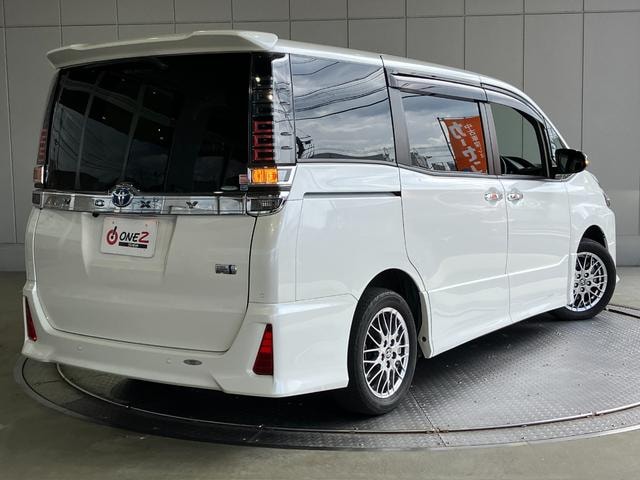 Миниатюра 32