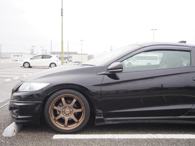 Honda CR-Z 2010 — фото автомобиля 1