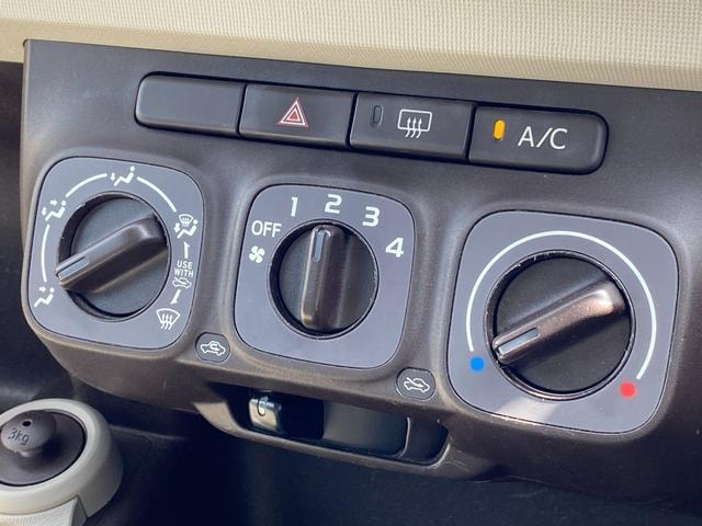 Toyota PASSO 2011 — фото автомобиля 1