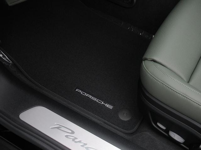 Миниатюра 30