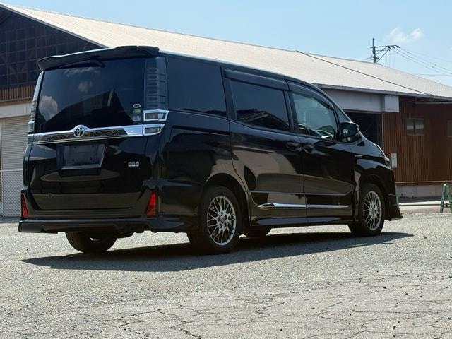 Миниатюра 28