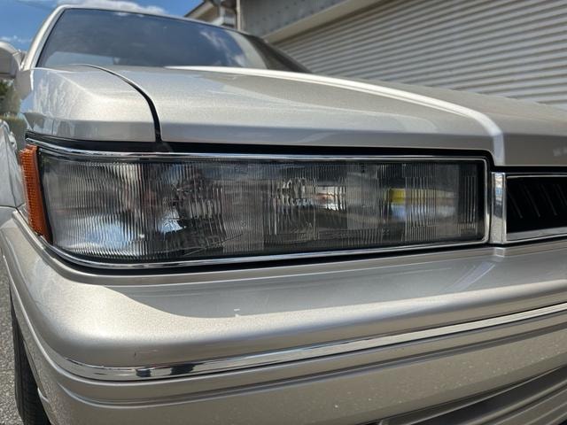 Nissan LEOPARD 1988 — фото автомобиля 1