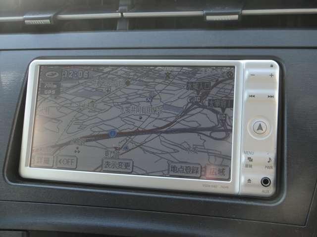 Toyota PRIUS 2011 — фото автомобиля 1