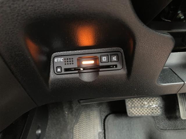 Honda FIT SHUTTLE HYBRID 2013 — фото автомобиля 1
