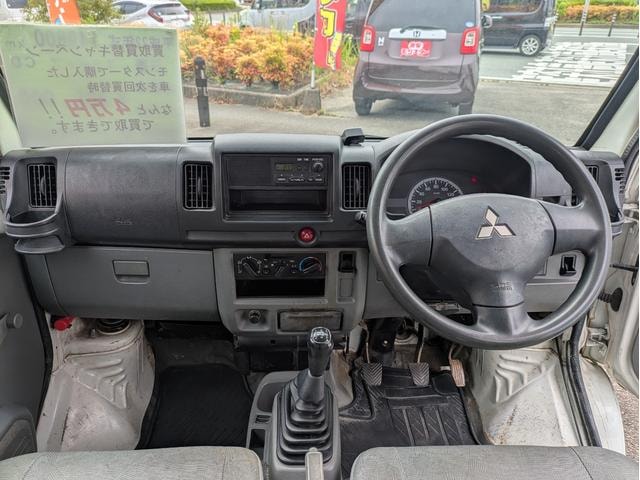 Mitsubishi MINICAB VAN 2010 — фото автомобиля 1
