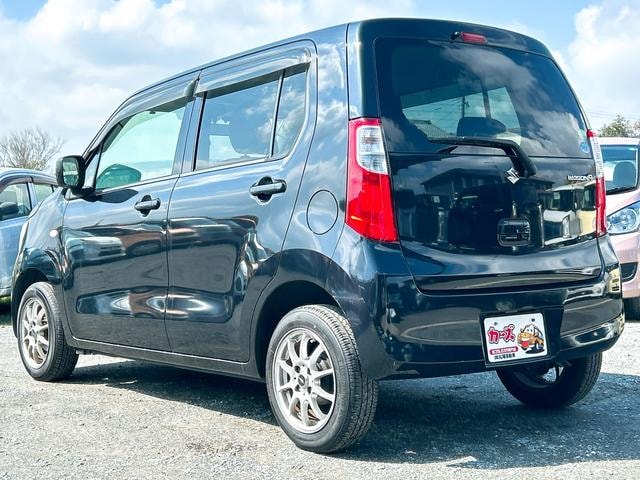 Suzuki WAGON R 2015 — фото автомобиля 1
