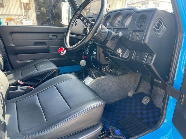 Миниатюра 12