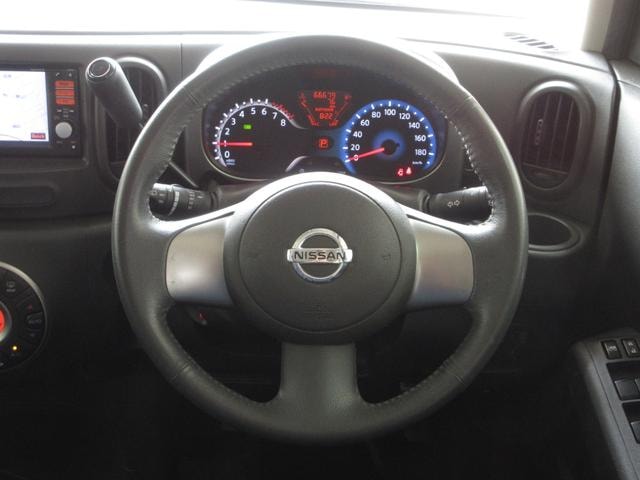Nissan CUBE 2012 — фото автомобиля 1
