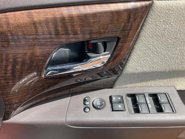 Миниатюра 12