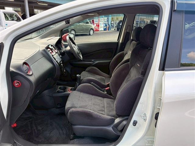 Nissan NOTE 2015 — фото автомобиля 1