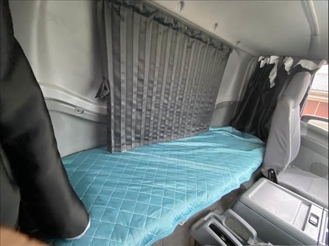 Миниатюра 20