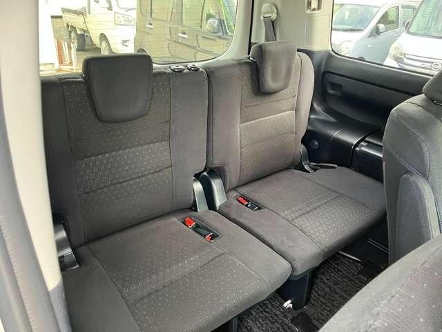 Toyota VOXY 2014 — фото автомобиля 1