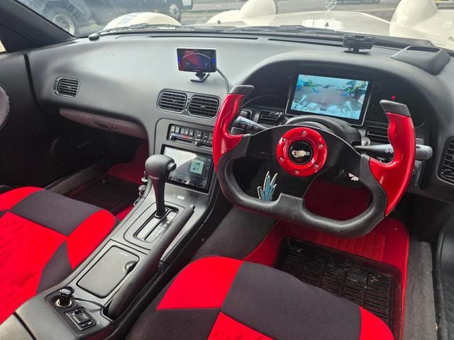 Миниатюра 11