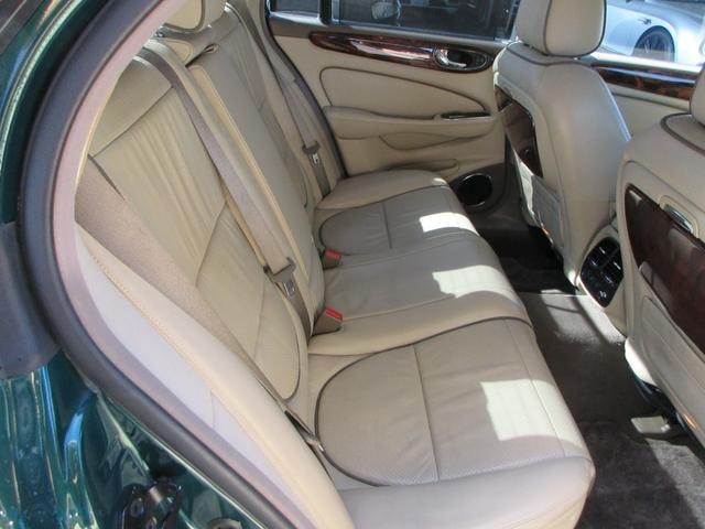 Миниатюра 28