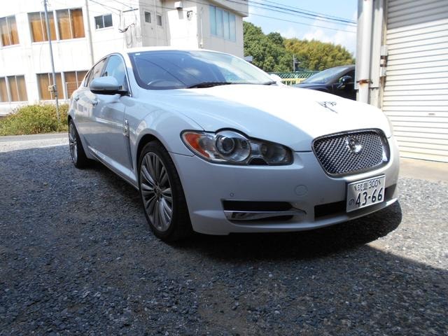 Jaguar XF 2011 — фото автомобиля 1