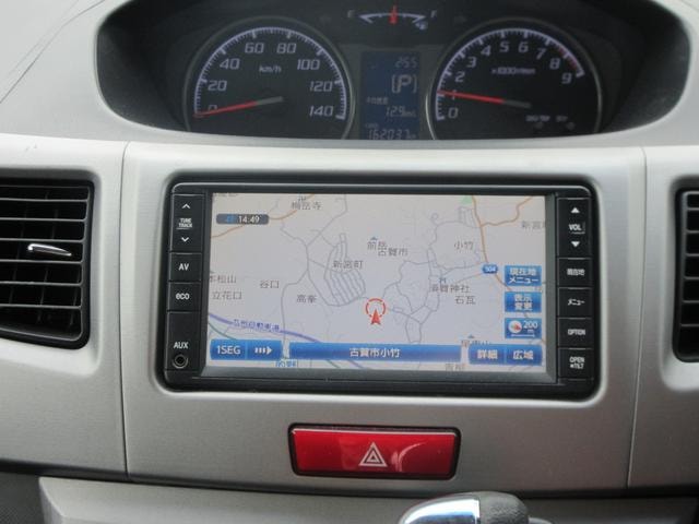 Daihatsu MOVE 2011 — фото автомобиля 1