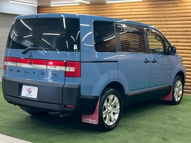 Миниатюра 28
