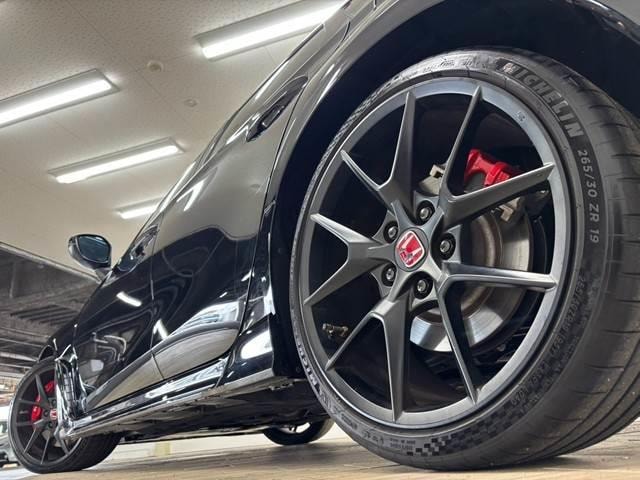 Миниатюра 19
