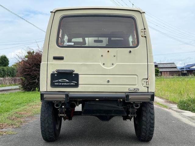 Миниатюра 28