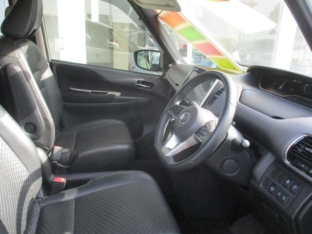 Nissan SERENA 2019 — фото автомобиля 1