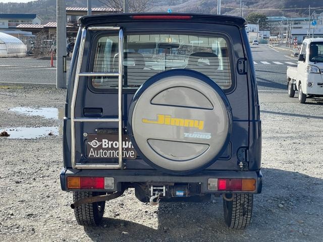 Миниатюра 7