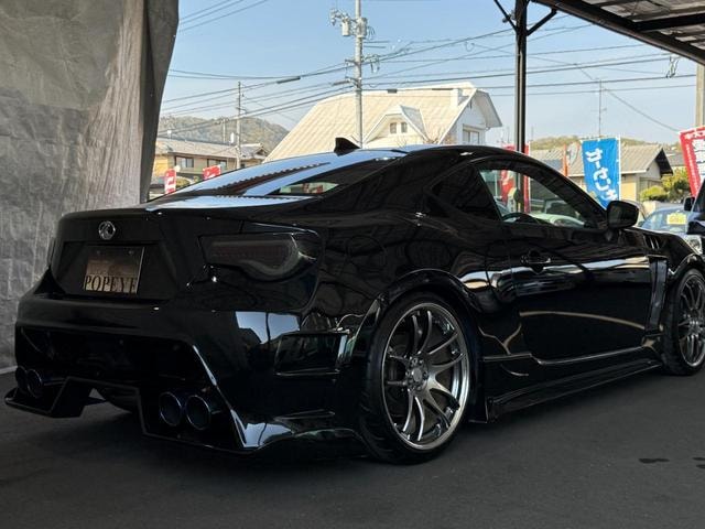 Миниатюра 14