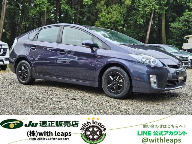 Toyota PRIUS 2011 — фото автомобиля 1