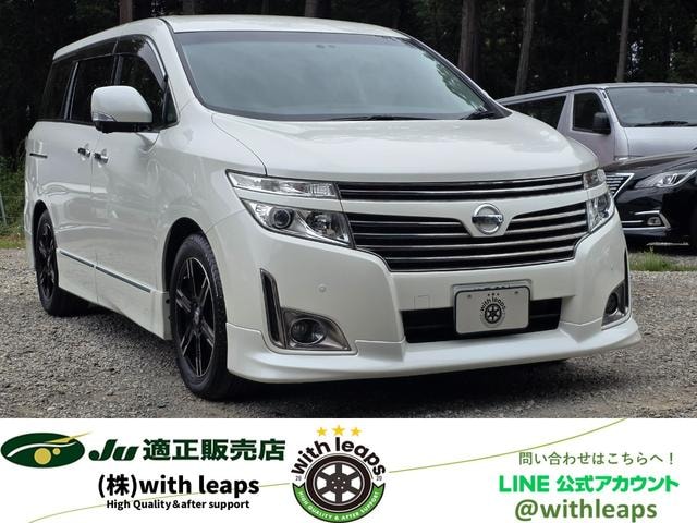 Nissan ELGRAND 2012 — фото автомобиля 1