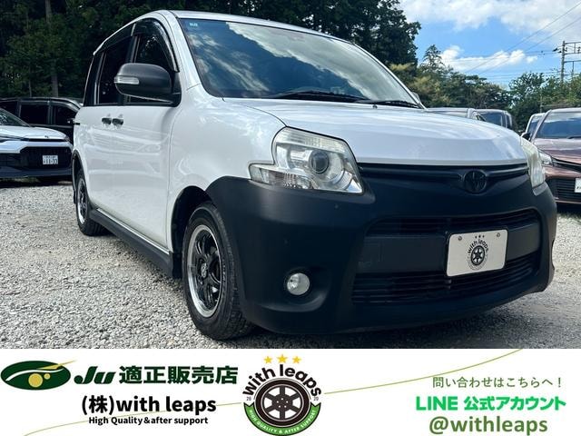 Toyota SIENTA 2014 — фото автомобиля 1