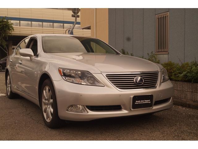 Lexus LS 2008 — фото автомобиля 1